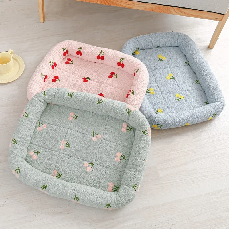 Universal Kennel Cloud Velvet  - Pet Supplies Co recensione e prezzo