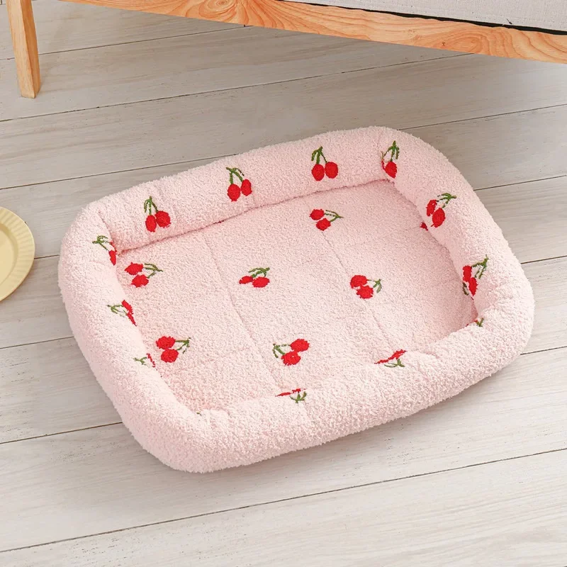 Universal Kennel Cloud Velvet  - Pet Supplies Co recensione e prezzo