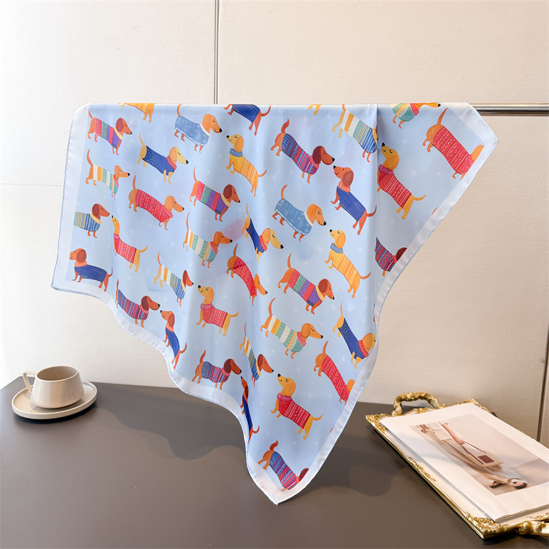 Foulard quadrato da donna in c - Dog Bandana Scarf recensione e prezzo